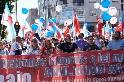 2016 05 01 ManifaPrimeiroMaioVigo02.JPG